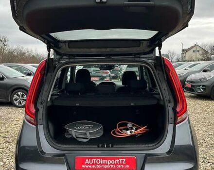 Серый Киа Soul, объемом двигателя 0 л и пробегом 42 тыс. км за 20200 $, фото 78 на Automoto.ua