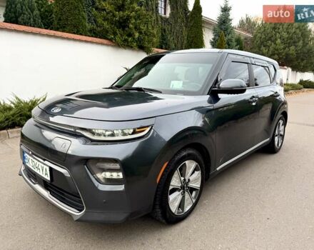 Серый Киа Soul, объемом двигателя 0 л и пробегом 101 тыс. км за 17899 $, фото 2 на Automoto.ua