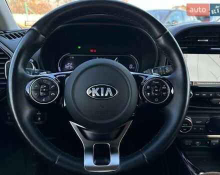 Серый Киа Soul, объемом двигателя 0 л и пробегом 45 тыс. км за 20500 $, фото 44 на Automoto.ua