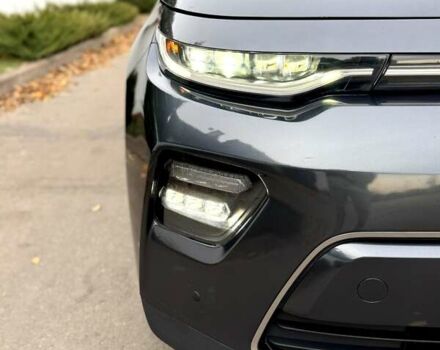 Серый Киа Soul, объемом двигателя 0 л и пробегом 101 тыс. км за 17899 $, фото 9 на Automoto.ua