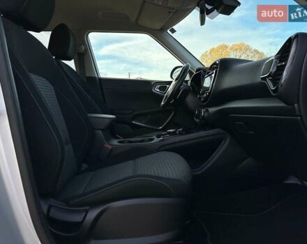 Серый Киа Soul, объемом двигателя 0 л и пробегом 45 тыс. км за 20500 $, фото 88 на Automoto.ua