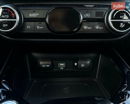 Серый Киа Soul, объемом двигателя 0 л и пробегом 45 тыс. км за 20500 $, фото 62 на Automoto.ua