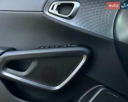 Серый Киа Soul, объемом двигателя 0 л и пробегом 45 тыс. км за 20500 $, фото 4 на Automoto.ua