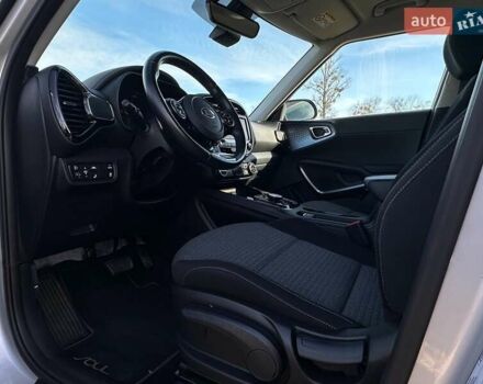 Серый Киа Soul, объемом двигателя 0 л и пробегом 45 тыс. км за 20500 $, фото 37 на Automoto.ua