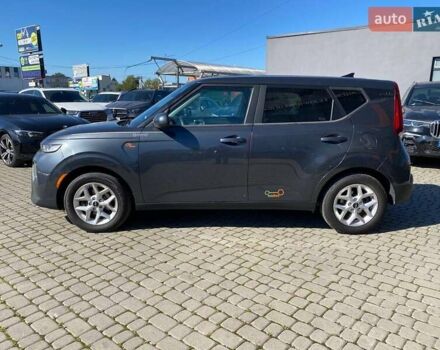 Серый Киа Soul, объемом двигателя 2 л и пробегом 79 тыс. км за 15300 $, фото 3 на Automoto.ua