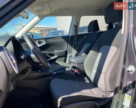 Серый Киа Soul, объемом двигателя 2 л и пробегом 79 тыс. км за 15300 $, фото 17 на Automoto.ua
