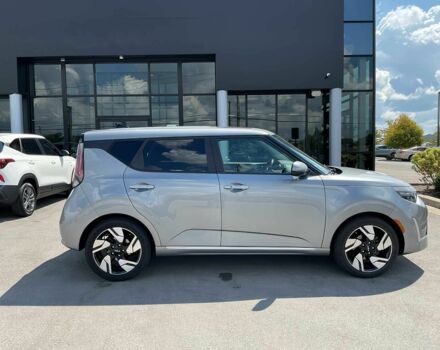 Серый Киа Soul, объемом двигателя 2 л и пробегом 30 тыс. км за 10000 $, фото 6 на Automoto.ua