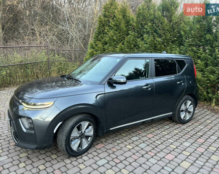Серый Киа Soul, объемом двигателя 0 л и пробегом 17 тыс. км за 21500 $, фото 3 на Automoto.ua