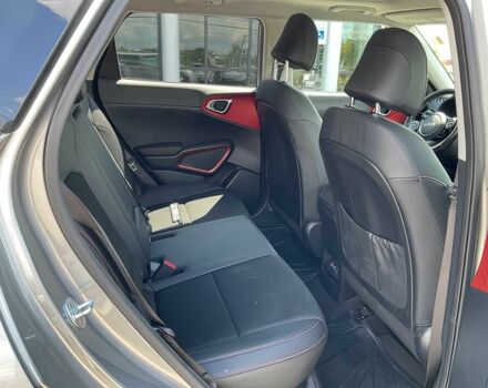 Серый Киа Soul, объемом двигателя 2 л и пробегом 30 тыс. км за 10000 $, фото 13 на Automoto.ua