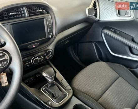 Сірий Кіа Soul, об'ємом двигуна 2 л та пробігом 74 тис. км за 17500 $, фото 10 на Automoto.ua