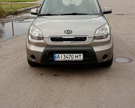 Киа Soul 2010 в Пирятине на Automoto.ua Серый Киа Soul, объемом двигателя 1.59 л и пробегом 218 тыс. км за 6300 $, фото 1 на Automoto.ua