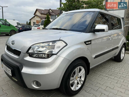 Кіа Soul 2011 у Вінниці на Automoto.ua Сірий Кіа Soul, об'ємом двигуна 1.59 л та пробігом 83 тис. км за 8300 $, фото 1 на Automoto.ua