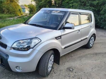Сірий Кіа Soul, об'ємом двигуна 1.59 л та пробігом 155 тис. км за 8000 $, фото 1 на Automoto.ua