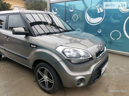 Серый Киа Soul, объемом двигателя 1.6 л и пробегом 280 тыс. км за 6750 $, фото 1 на Automoto.ua