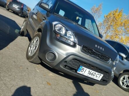 Серый Киа Soul, объемом двигателя 1.59 л и пробегом 180 тыс. км за 7300 $, фото 1 на Automoto.ua