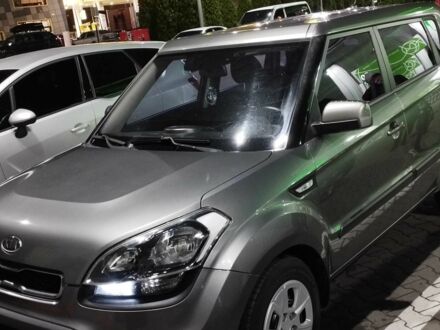 Серый Киа Soul, объемом двигателя 1.6 л и пробегом 127 тыс. км за 7500 $, фото 1 на Automoto.ua