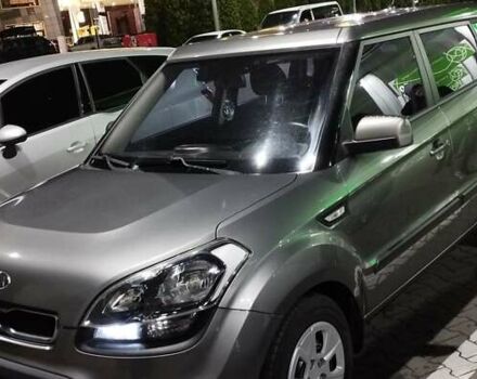 Серый Киа Soul, объемом двигателя 1.58 л и пробегом 127 тыс. км за 7500 $, фото 1 на Automoto.ua