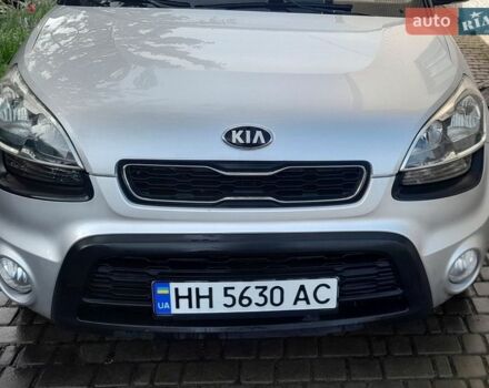 Серый Киа Soul, объемом двигателя 1.59 л и пробегом 128 тыс. км за 6500 $, фото 1 на Automoto.ua