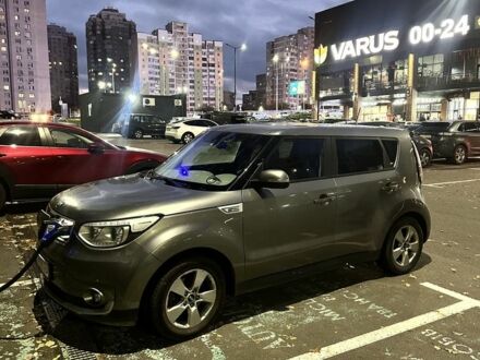 Серый Киа Soul, объемом двигателя 0 л и пробегом 112 тыс. км за 6500 $, фото 1 на Automoto.ua