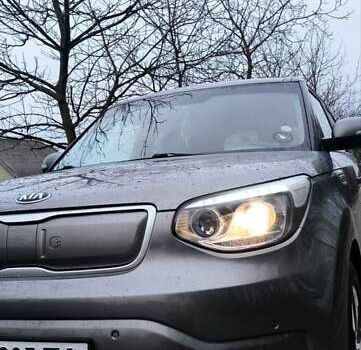 Серый Киа Soul, объемом двигателя 0 л и пробегом 144 тыс. км за 6699 $, фото 1 на Automoto.ua
