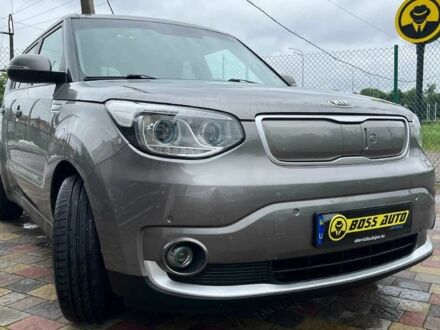 Кіа Soul 2014 у Стрые на Automoto.ua Сірий Кіа Soul, об'ємом двигуна 0 л та пробігом 135 тис. км за 5800 $, фото 1 на Automoto.ua