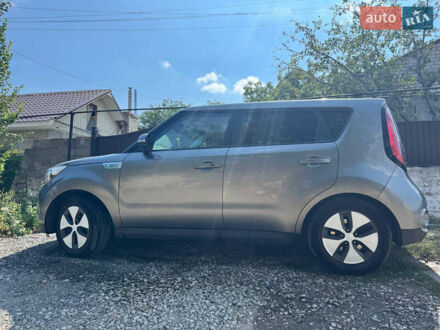 Сірий Кіа Soul, об'ємом двигуна 0 л та пробігом 152 тис. км за 9500 $, фото 1 на Automoto.ua
