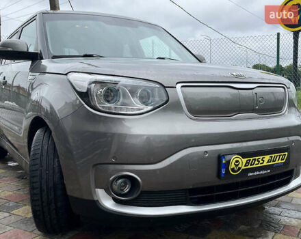 Серый Киа Soul, объемом двигателя 0 л и пробегом 135 тыс. км за 5600 $, фото 1 на Automoto.ua