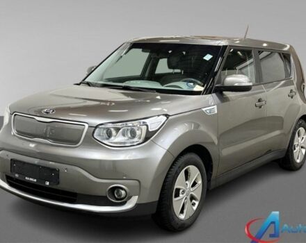 Серый Киа Soul, объемом двигателя 0 л и пробегом 64 тыс. км за 7500 $, фото 1 на Automoto.ua