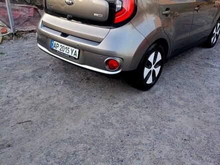 Киа Soul 2015 в Запорожье на Automoto.ua Серый Киа Soul, объемом двигателя 0 л и пробегом 110 тыс. км за 9300 $, фото 1 на Automoto.ua