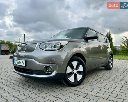 Серый Киа Soul, объемом двигателя 0 л и пробегом 90 тыс. км за 7999 $, фото 1 на Automoto.ua