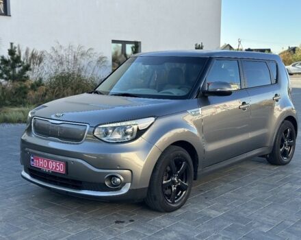 Киа Soul 2015 в Луцке на Automoto.ua Серый Киа Soul, объемом двигателя 0 л и пробегом 160 тыс. км за 9600 $, фото 1 на Automoto.ua