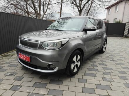 Сірий Кіа Soul, об'ємом двигуна 0 л та пробігом 160 тис. км за 7999 $, фото 1 на Automoto.ua
