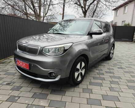 Сірий Кіа Soul, об'ємом двигуна 0 л та пробігом 160 тис. км за 7999 $, фото 1 на Automoto.ua