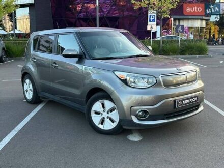 Серый Киа Soul, объемом двигателя 0 л и пробегом 150 тыс. км за 8490 $, фото 1 на Automoto.ua