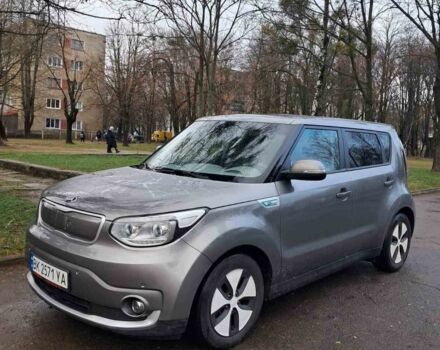 Серый Киа Soul, объемом двигателя 0 л и пробегом 124 тыс. км за 8300 $, фото 1 на Automoto.ua