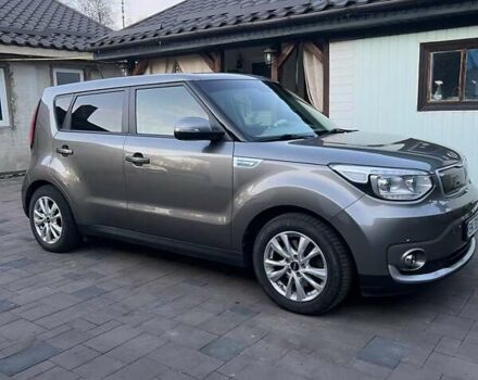Серый Киа Soul, объемом двигателя 0 л и пробегом 111 тыс. км за 6700 $, фото 1 на Automoto.ua