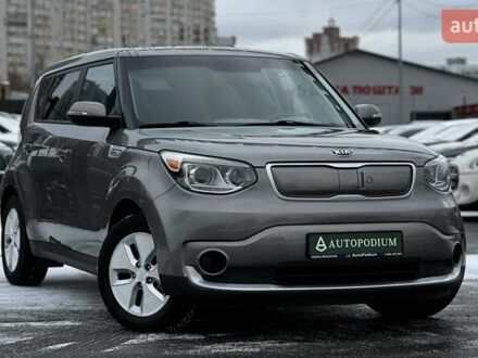 Сірий Кіа Soul, об'ємом двигуна 0 л та пробігом 100 тис. км за 5400 $, фото 1 на Automoto.ua