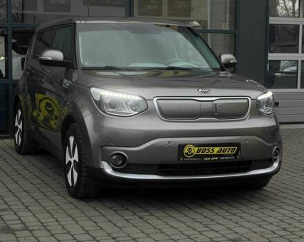 Серый Киа Soul, объемом двигателя 0 л и пробегом 111 тыс. км за 7200 $, фото 1 на Automoto.ua
