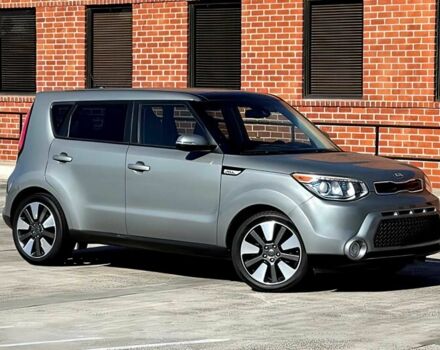 Серый Киа Soul, объемом двигателя 2 л и пробегом 73 тыс. км за 4400 $, фото 1 на Automoto.ua