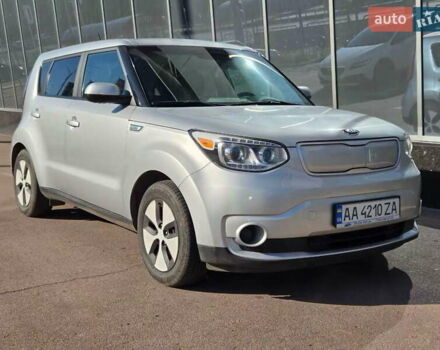 Серый Киа Soul, объемом двигателя 0 л и пробегом 116 тыс. км за 8900 $, фото 1 на Automoto.ua