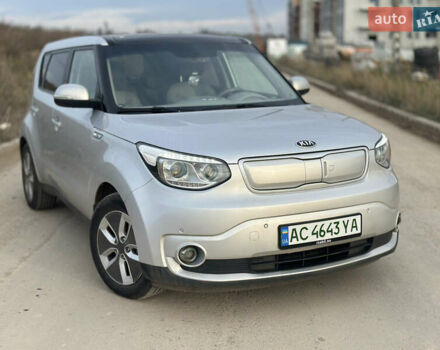 Серый Киа Soul, объемом двигателя 0 л и пробегом 161 тыс. км за 10200 $, фото 1 на Automoto.ua