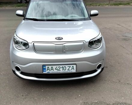 Серый Киа Soul, объемом двигателя 0 л и пробегом 130 тыс. км за 7492 $, фото 1 на Automoto.ua