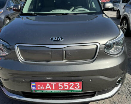 Серый Киа Soul, объемом двигателя 0 л и пробегом 106 тыс. км за 10950 $, фото 1 на Automoto.ua