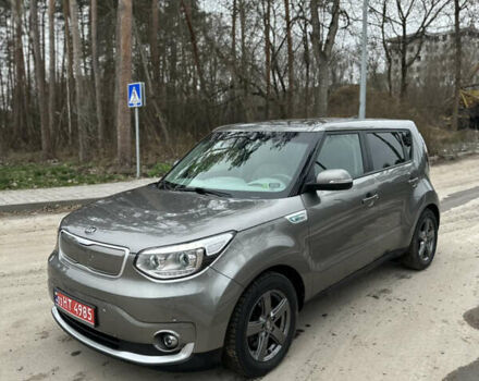 Серый Киа Soul, объемом двигателя 0 л и пробегом 142 тыс. км за 10450 $, фото 1 на Automoto.ua