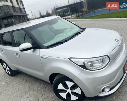 Серый Киа Soul, объемом двигателя 0 л и пробегом 51 тыс. км за 11300 $, фото 1 на Automoto.ua