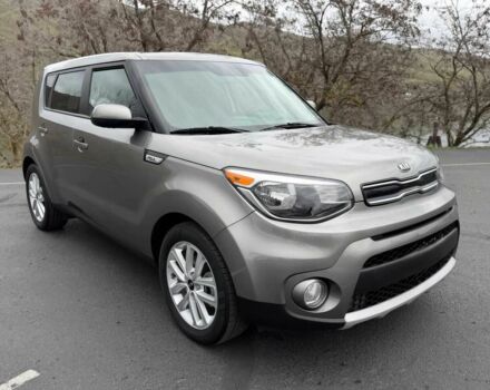 Серый Киа Soul, объемом двигателя 2 л и пробегом 35 тыс. км за 4000 $, фото 1 на Automoto.ua