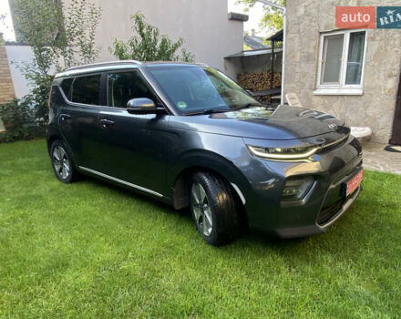 Серый Киа Soul, объемом двигателя 0 л и пробегом 154 тыс. км за 16400 $, фото 1 на Automoto.ua