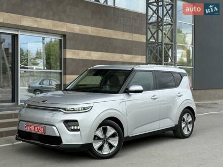 Кіа Soul 2021 у Тернополі на Automoto.ua Сірий Кіа Soul, об'ємом двигуна 0 л та пробігом 67 тис. км за 14999 $, фото 1 на Automoto.ua