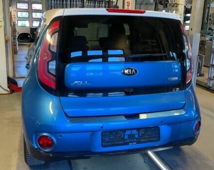 Синій Кіа Soul, об'ємом двигуна 0 л та пробігом 86 тис. км за 8000 $, фото 2 на Automoto.ua