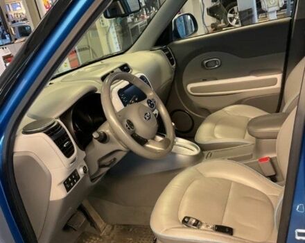 Синій Кіа Soul, об'ємом двигуна 0 л та пробігом 86 тис. км за 8000 $, фото 3 на Automoto.ua